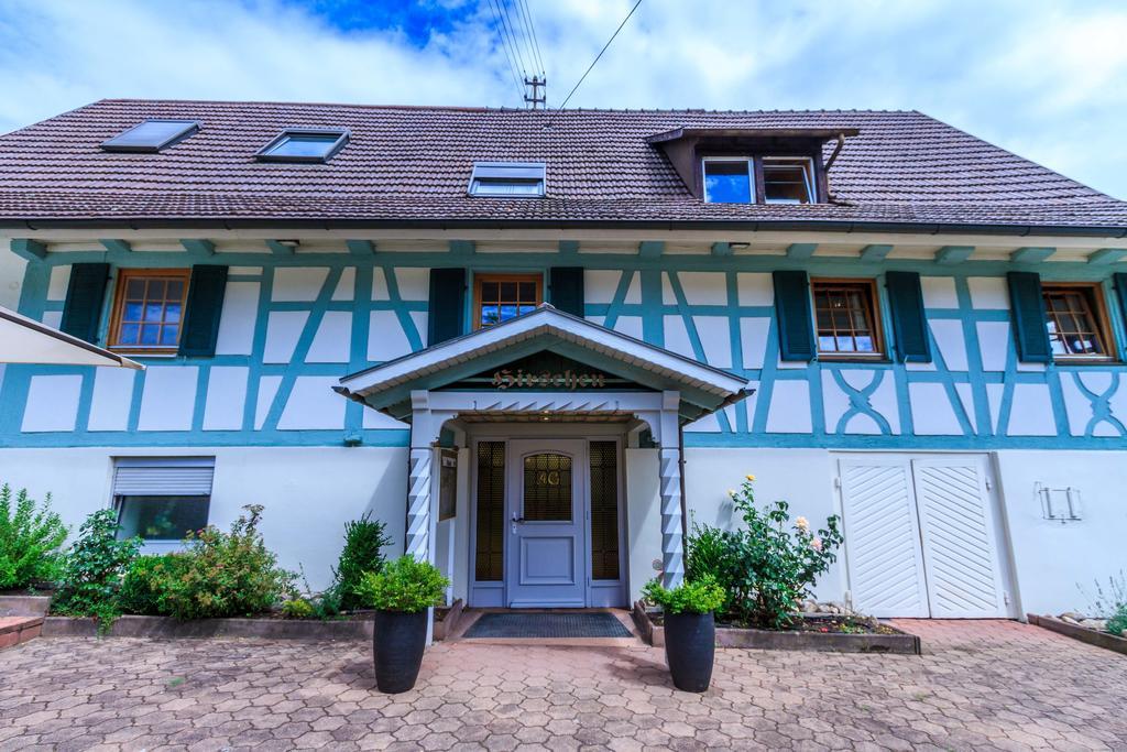 Hirschen Apartments Reute  Esterno foto
